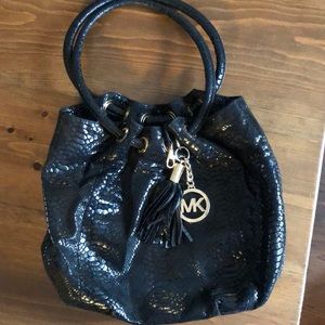 Authentic Michael Kors black shoulder slouchy bag